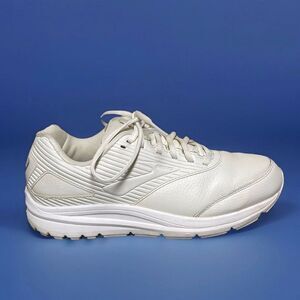Brooks Addiction Walker 2 Women's Wide Sneakers White Size 9.5D